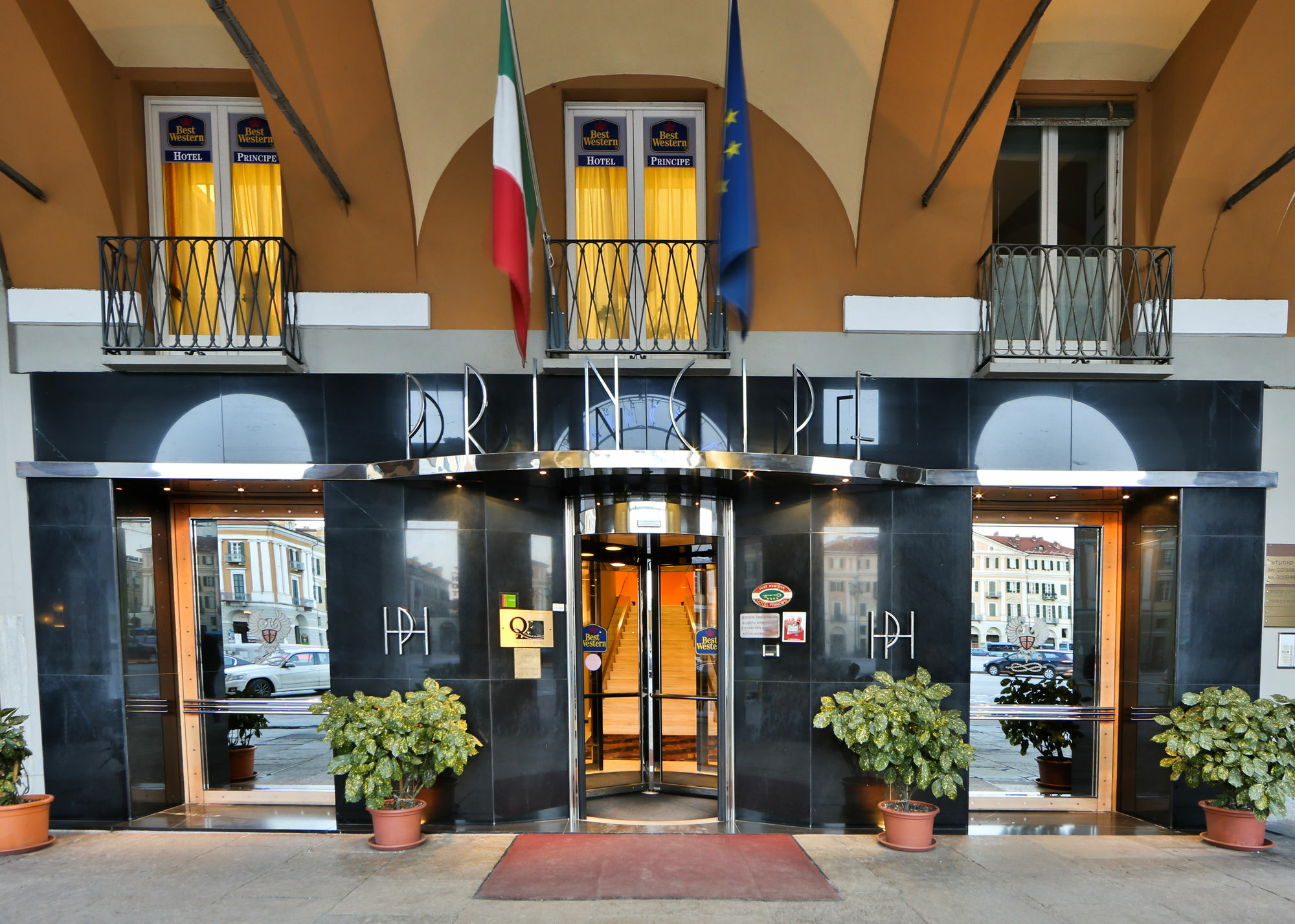 Hotel Cavalieri Bra Exterior photo